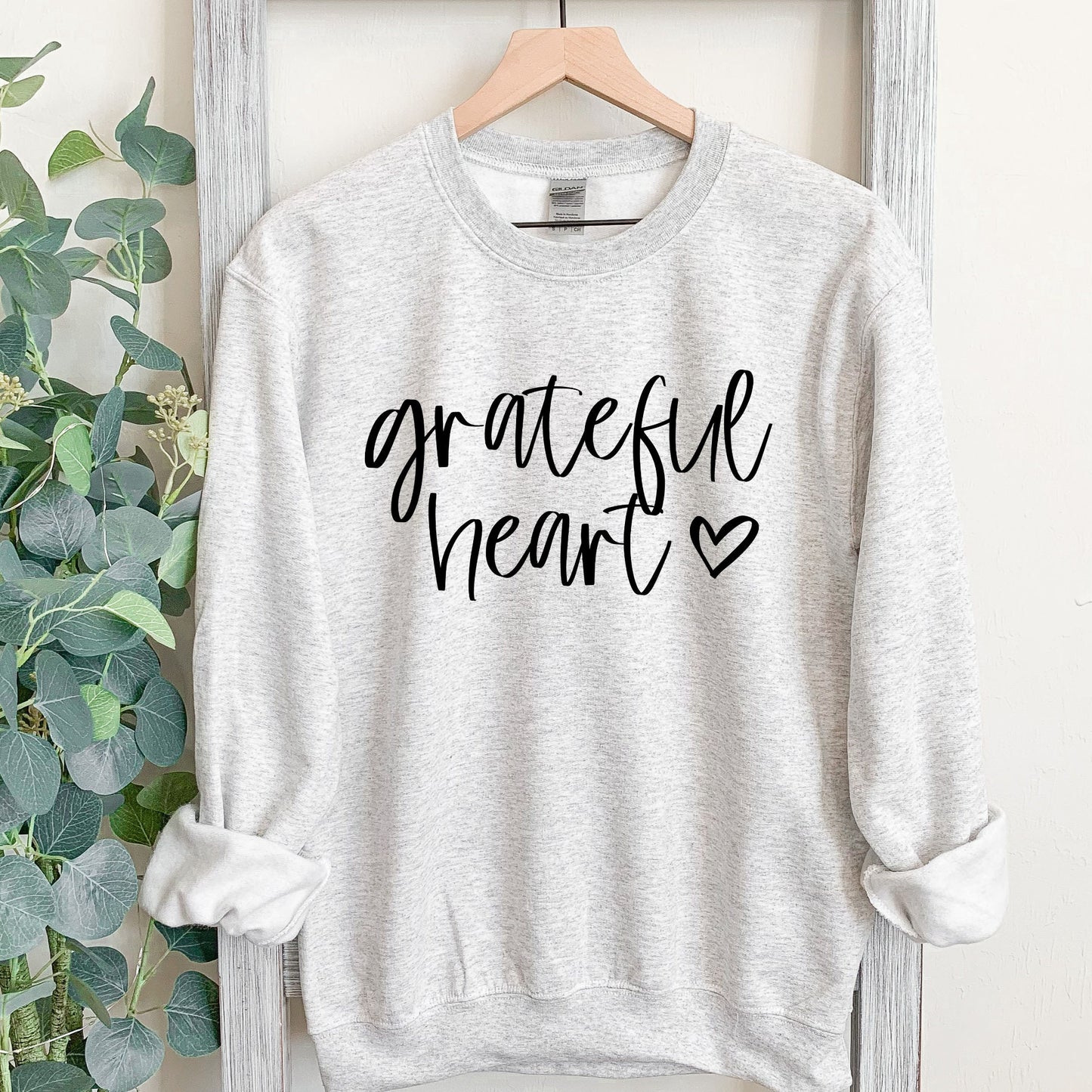 Grateful Sweatshirt, Grateful Heart, Mom Gift, Friend Gift, Thankful Gift, Gifts for Teachers, Nurse Gift